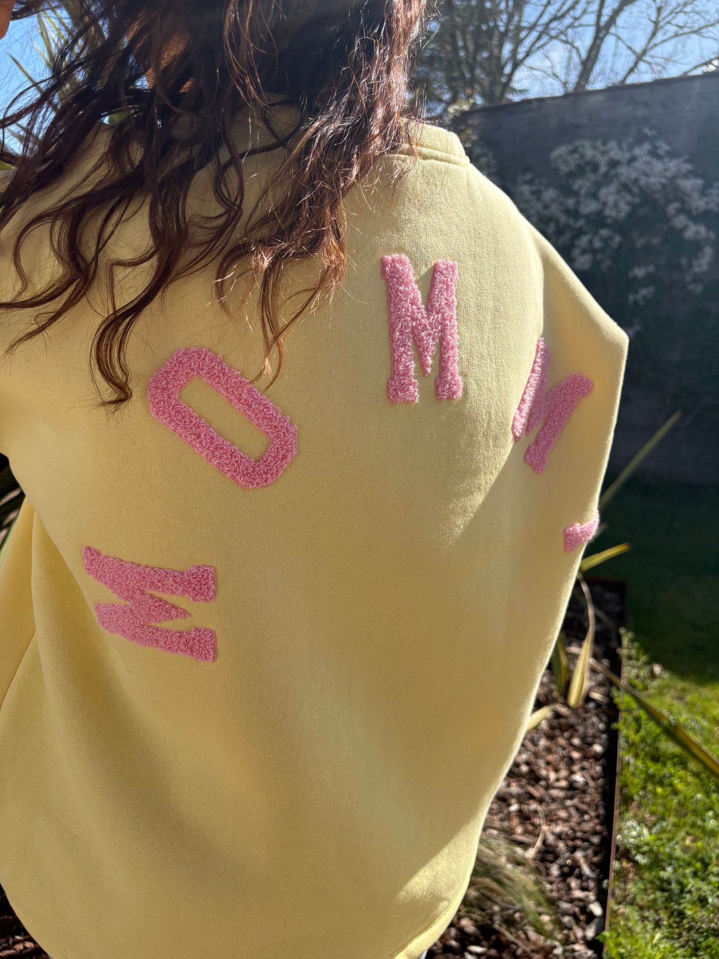 Sweat Mommy jaune