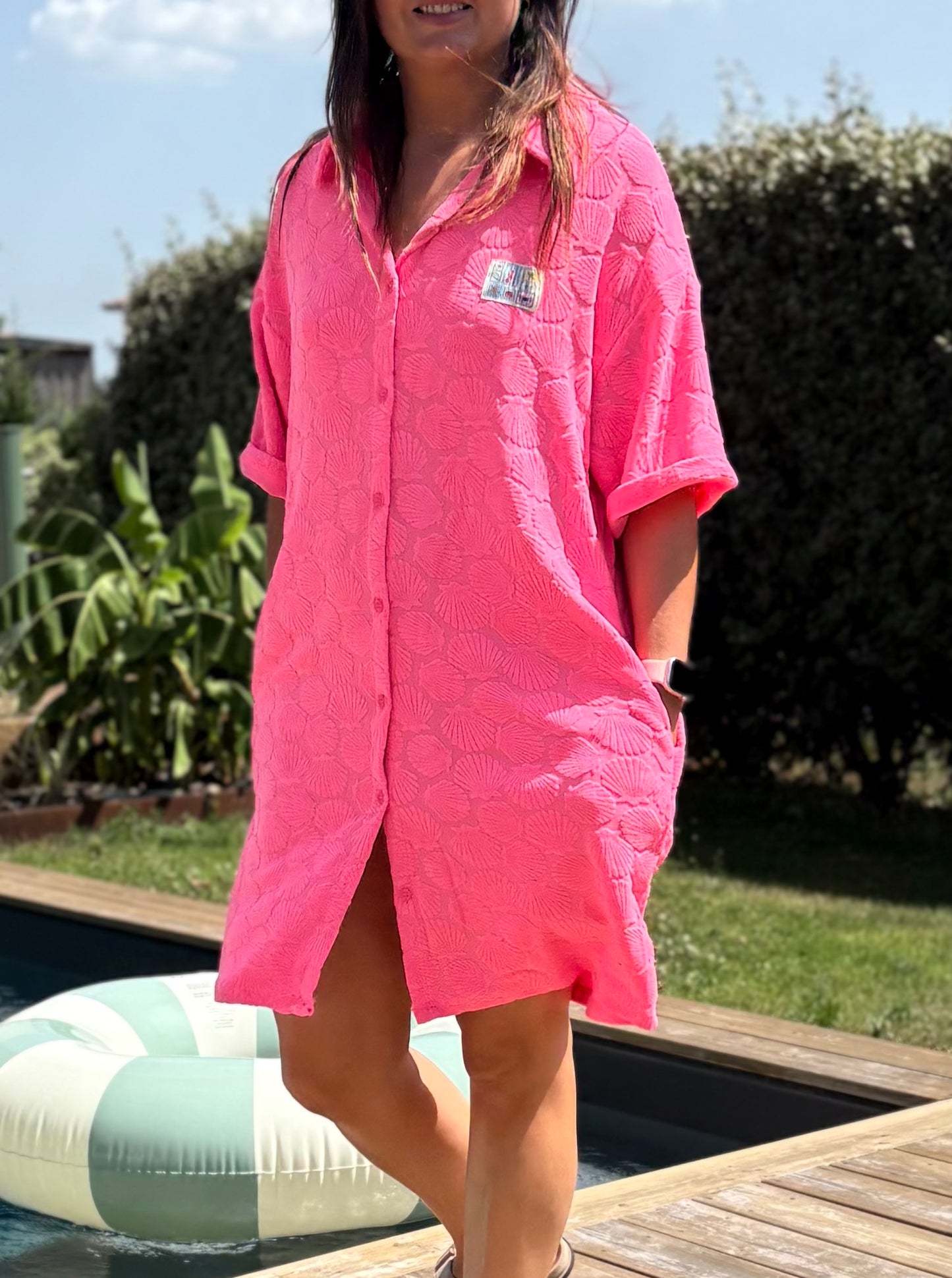 Robe éponge rose fluo