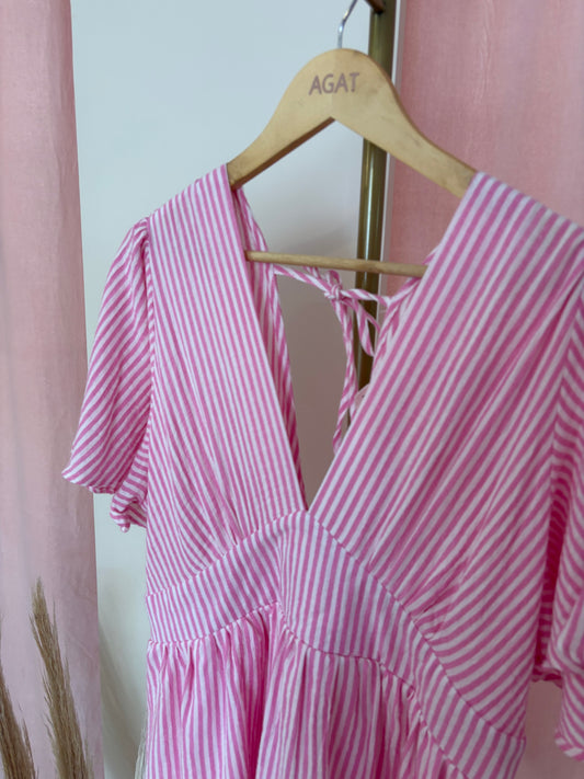 Robe Rihanna rose