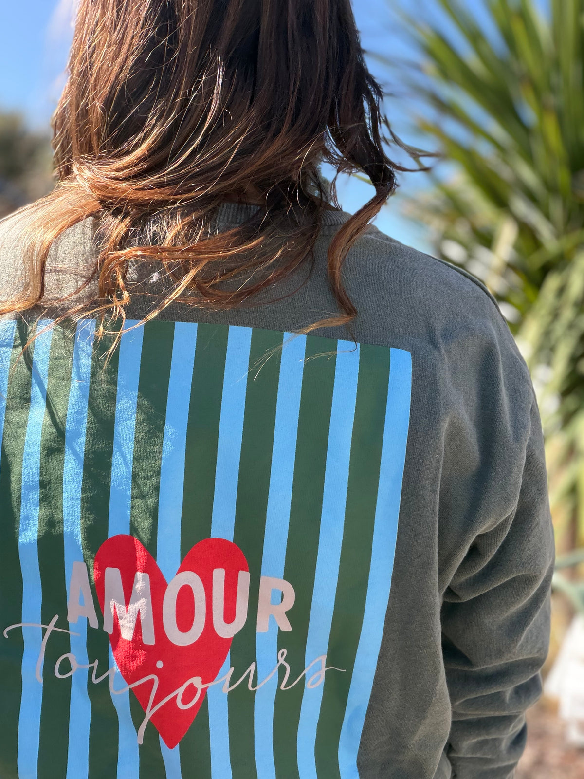 Sweat Amour toujours kaki