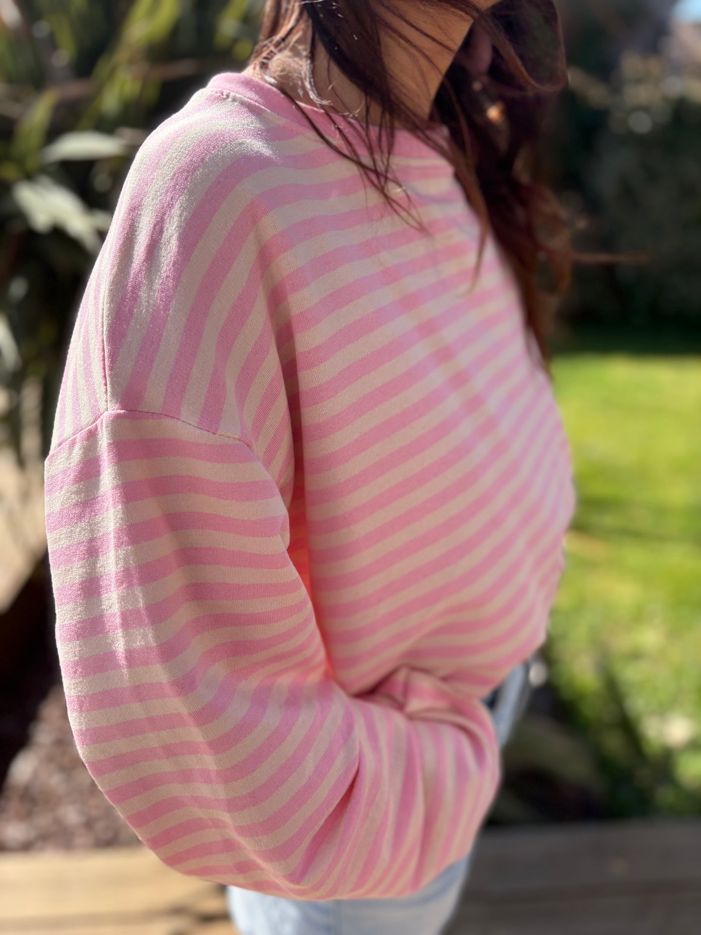 Top Nina rose